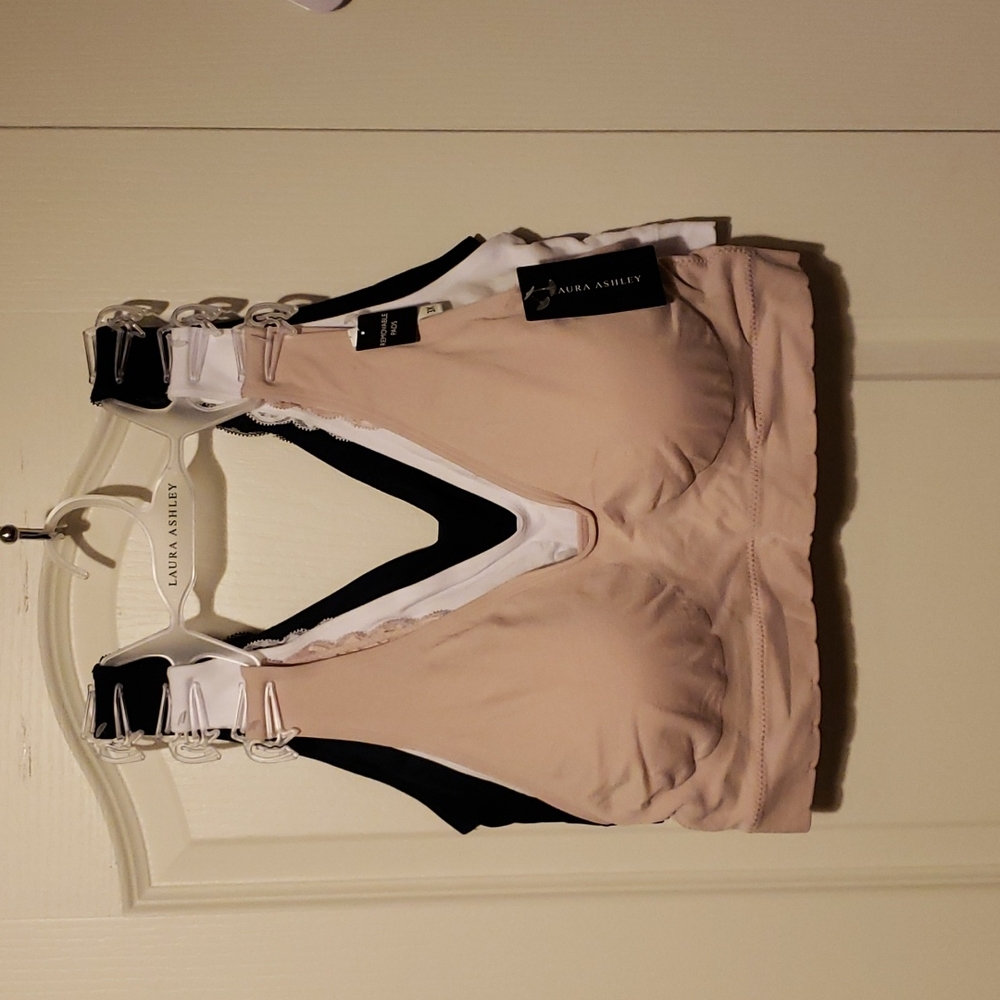 Laura Ashley 3pk lace lounge comfort bras removable pads  3x. New